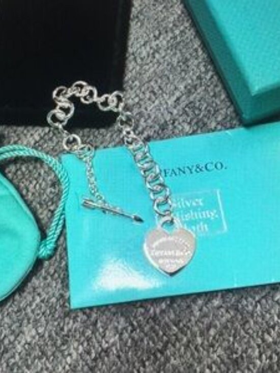 Tiffany & Co. Silver Heart Bracelet - Picture 7 of 7